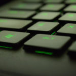 Les métiers informatiques bancaires et nouvelles technologies Les métiers informatiques bancaires et nouvelles technologies